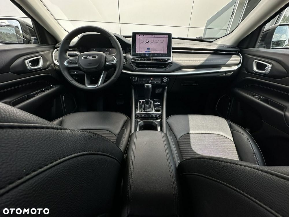 Jeep Compass - 19