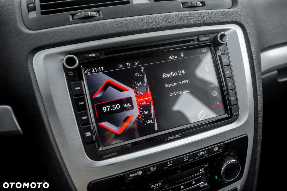 Skoda Octavia 2.0 TSI RS - 29