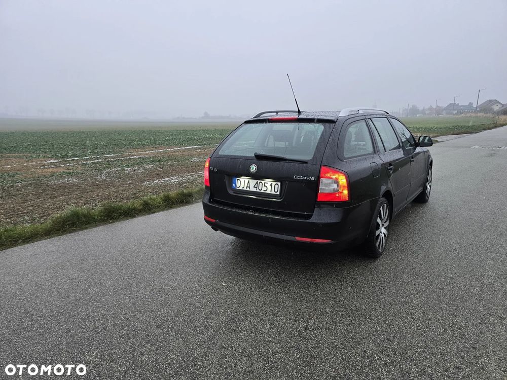 Skoda Octavia 1.6 TDI DPF Classic - 5