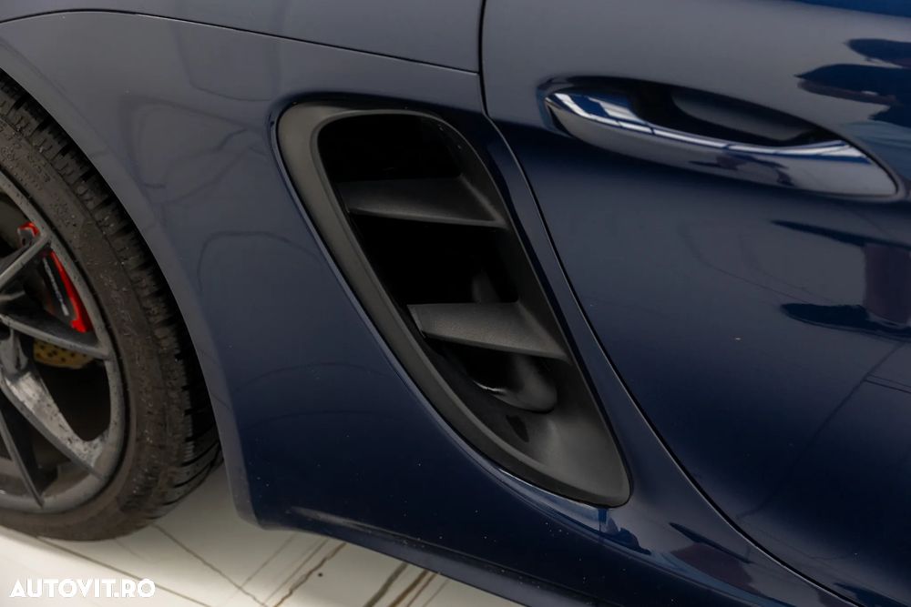 Porsche Cayman PDK - 23