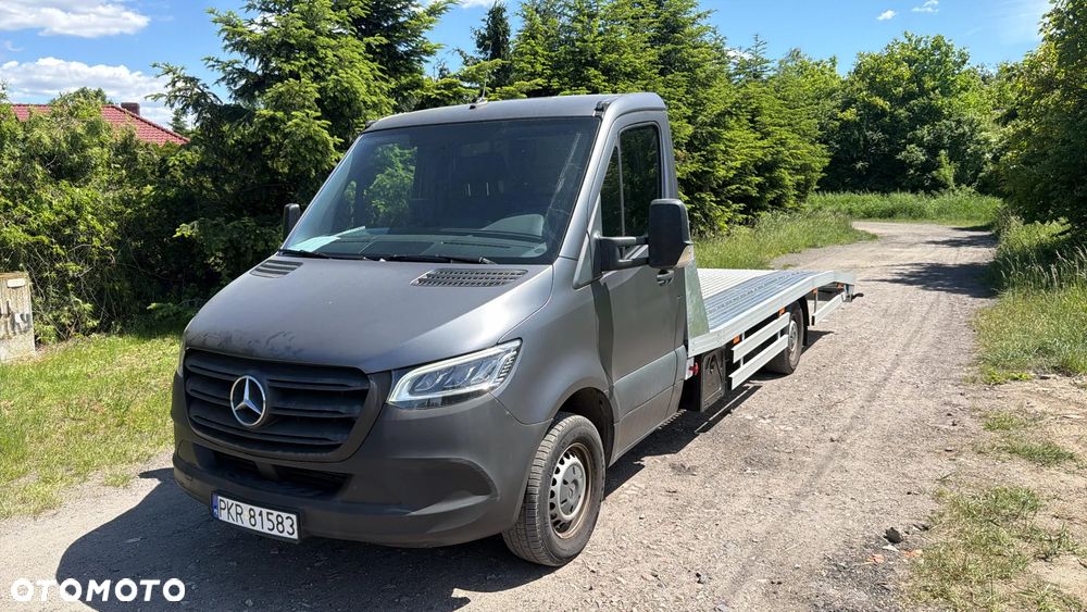 Mercedes-Benz Sprinter - 1