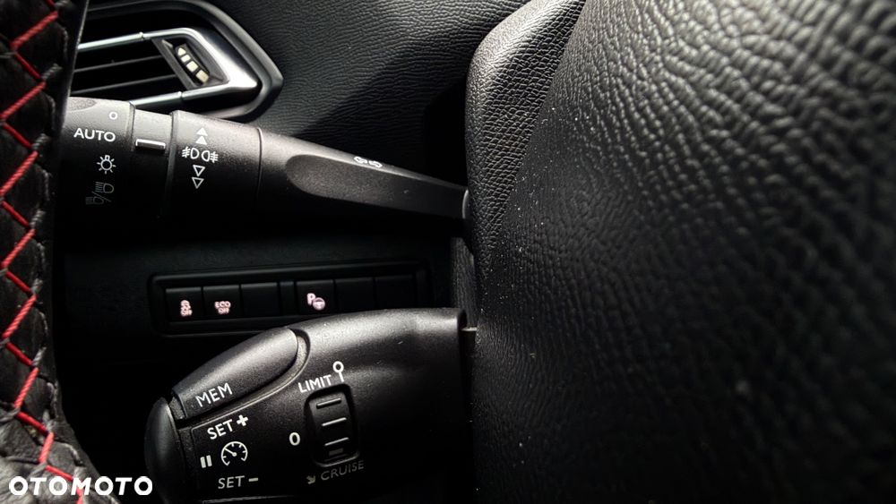 Peugeot 308 e-HDi 115 Stop & Start Allure - 12