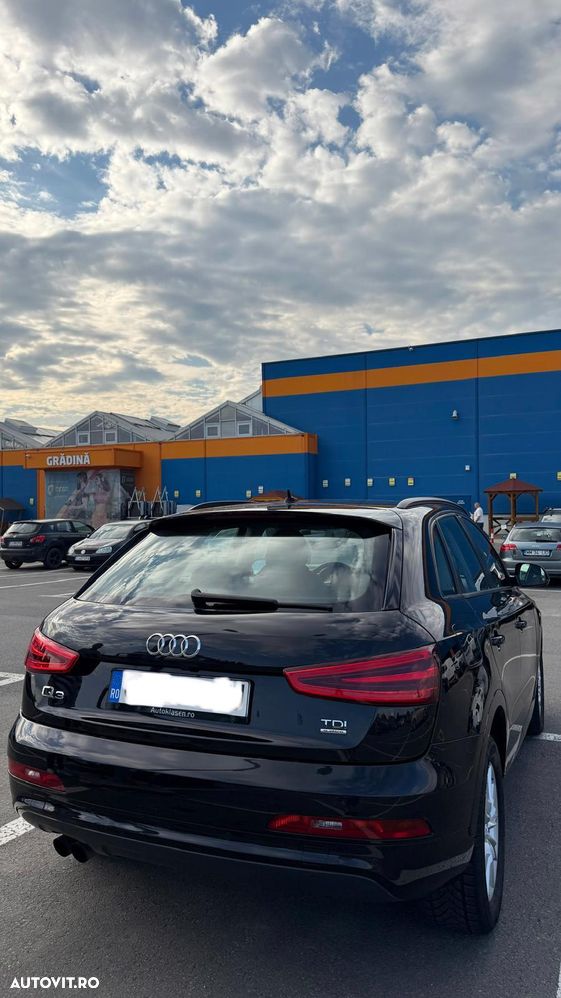 Audi Q3 2.0 TDI Quattro S tronic - 3