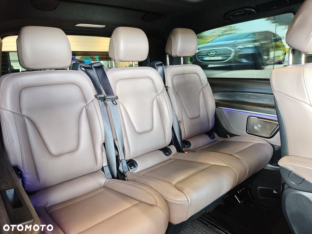Mercedes-Benz Klasa V 300 d 4-Matic 9G-Tronic Exclusive (d³ugi) - 21
