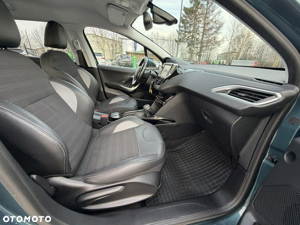 Peugeot 2008 PureTech 110 Stop&Start EAT6 Allure - 36