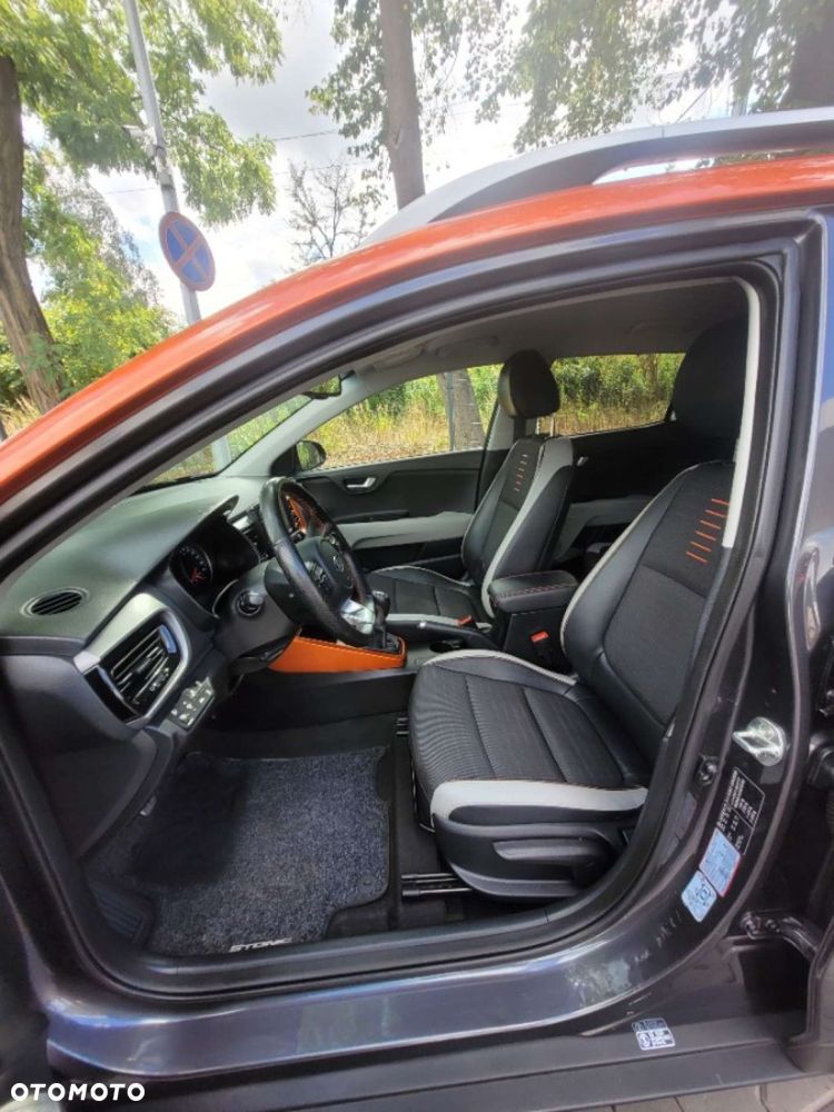 Kia Stonic 1.0 T-GDI 120 Platinum Edition - 13