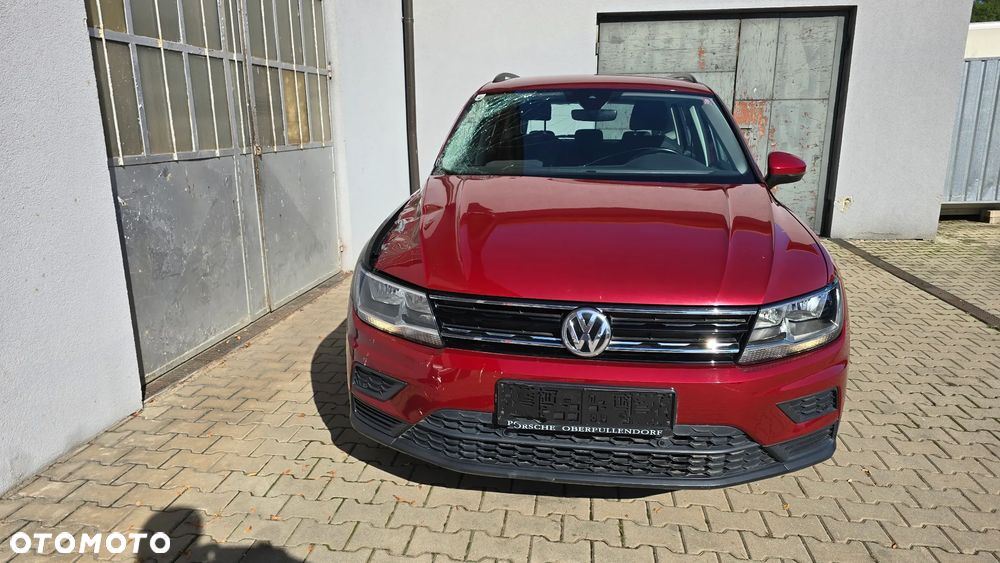 Volkswagen Tiguan - 19