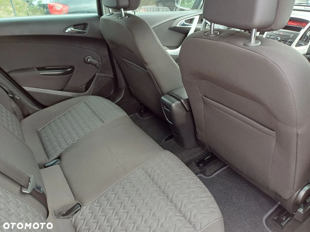 Opel Astra 1.4 T Edition 150 - 8