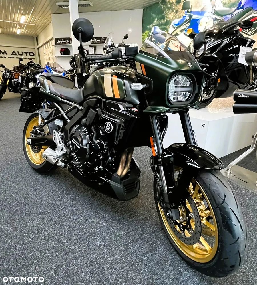 Suzuki GSX - 3