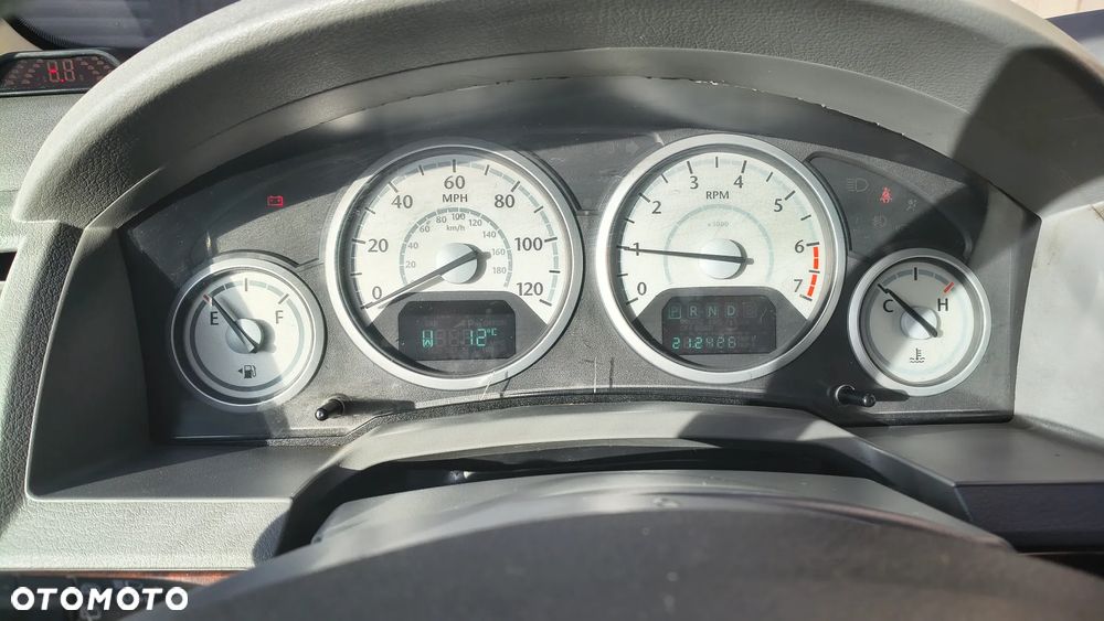 Chrysler Town & Country 3.8 Touring - 18