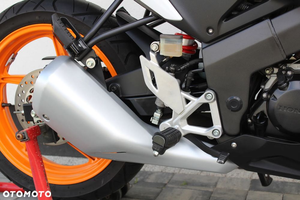Honda CBR - 19