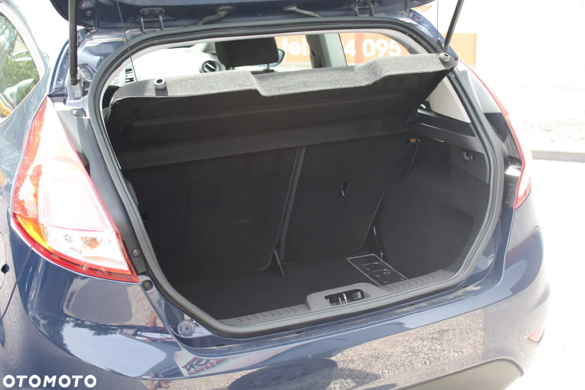 Ford Fiesta 1.25 Trend Edition - 17