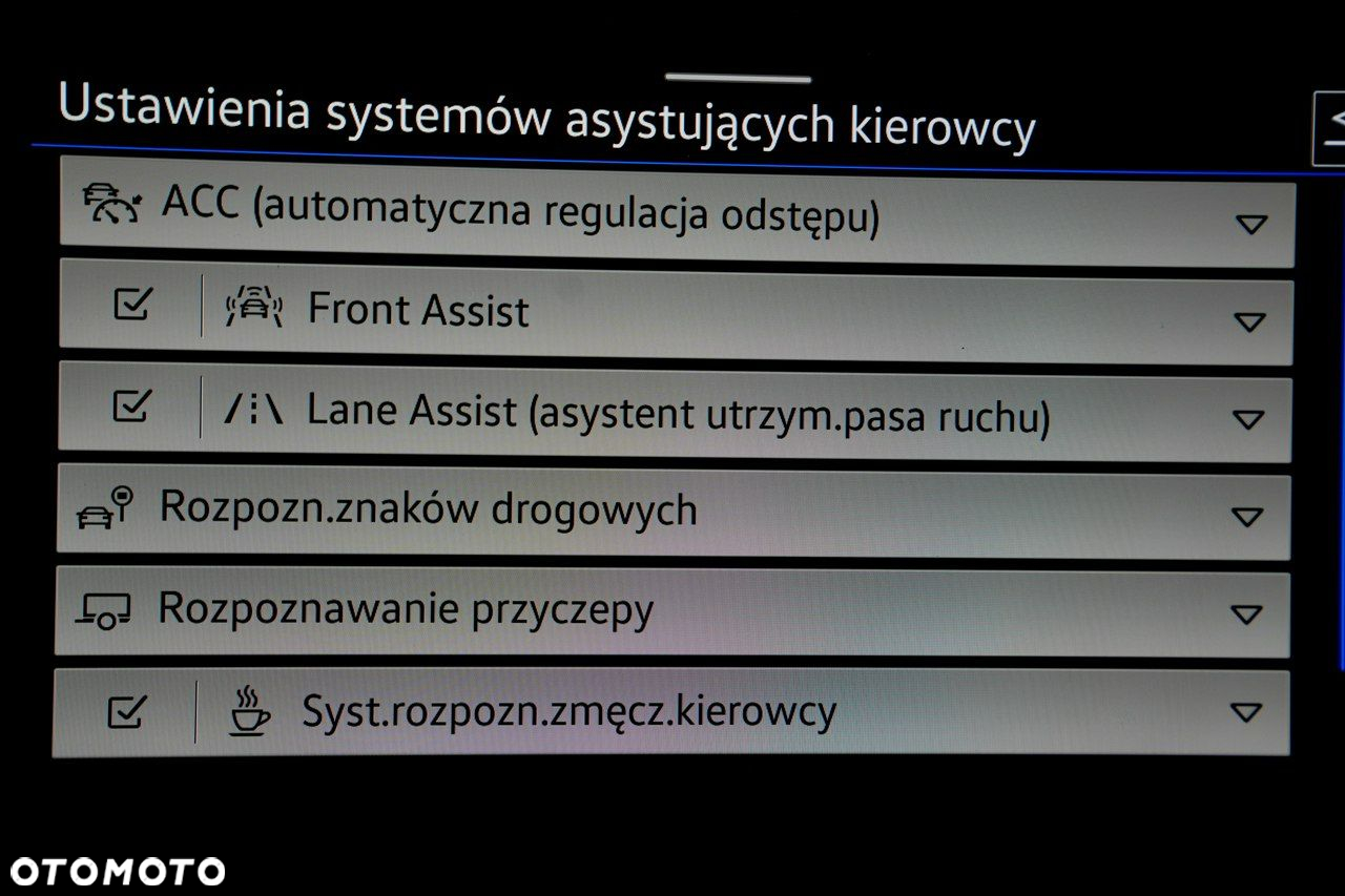 Volkswagen Passat - 26