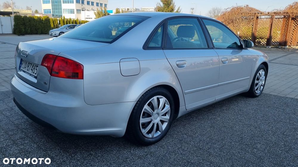 Audi A4 Limousine 1.6 - 16