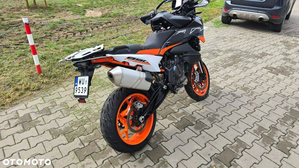KTM Adventure - 7