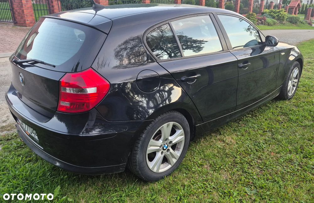 BMW Seria 1 116i - 4