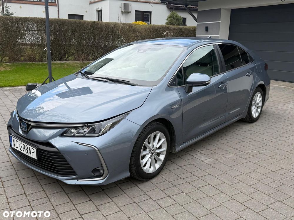 Toyota Corolla - 2