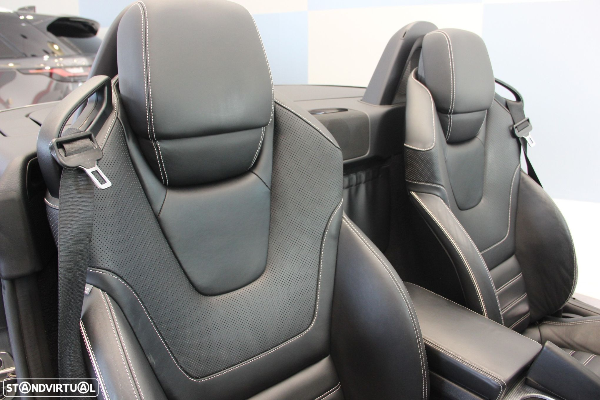 Mercedes-Benz SLC 250 d - 16