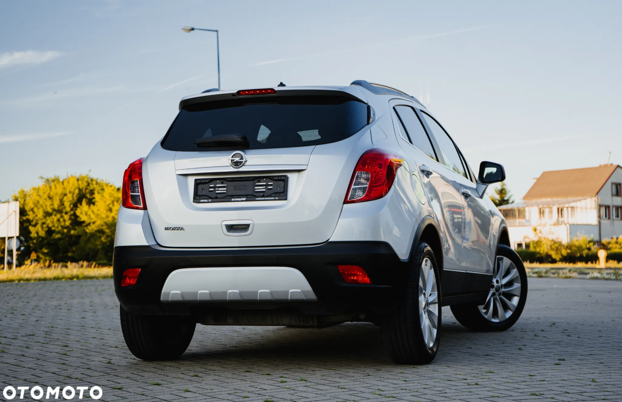 Opel Mokka 1.6 Essentia S&S - 11