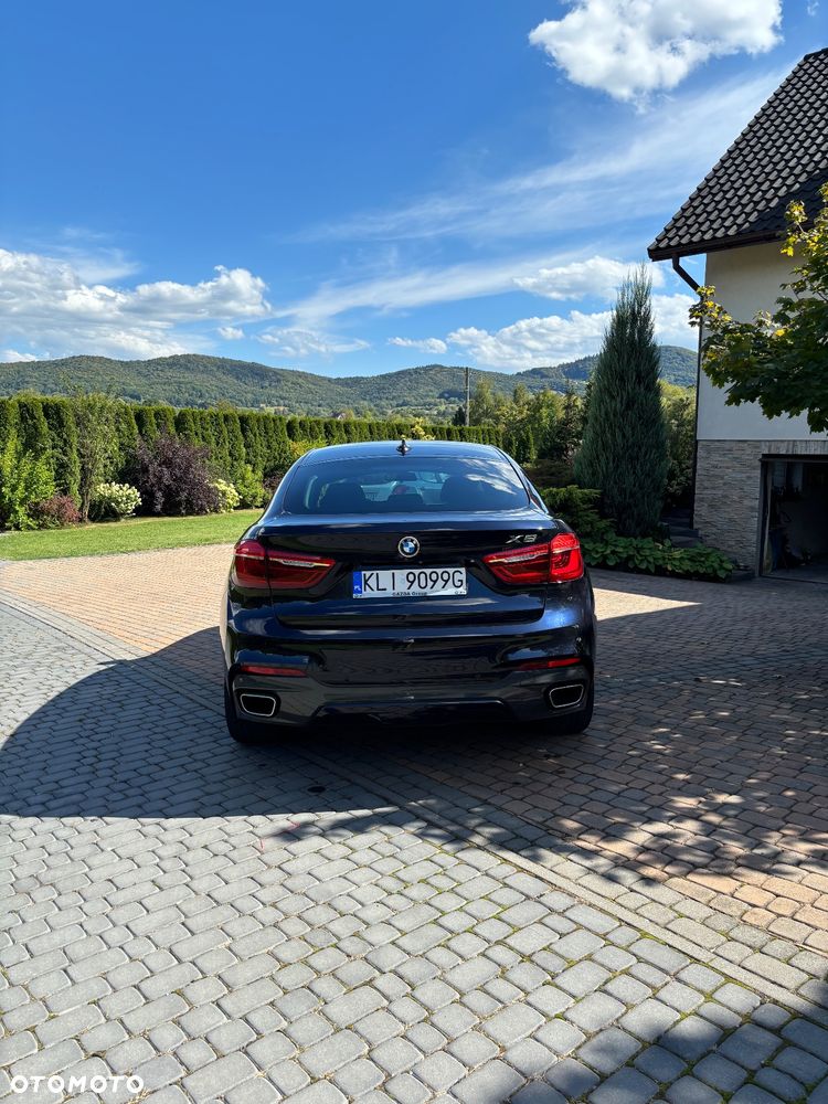 BMW X6 xDrive30d - 16