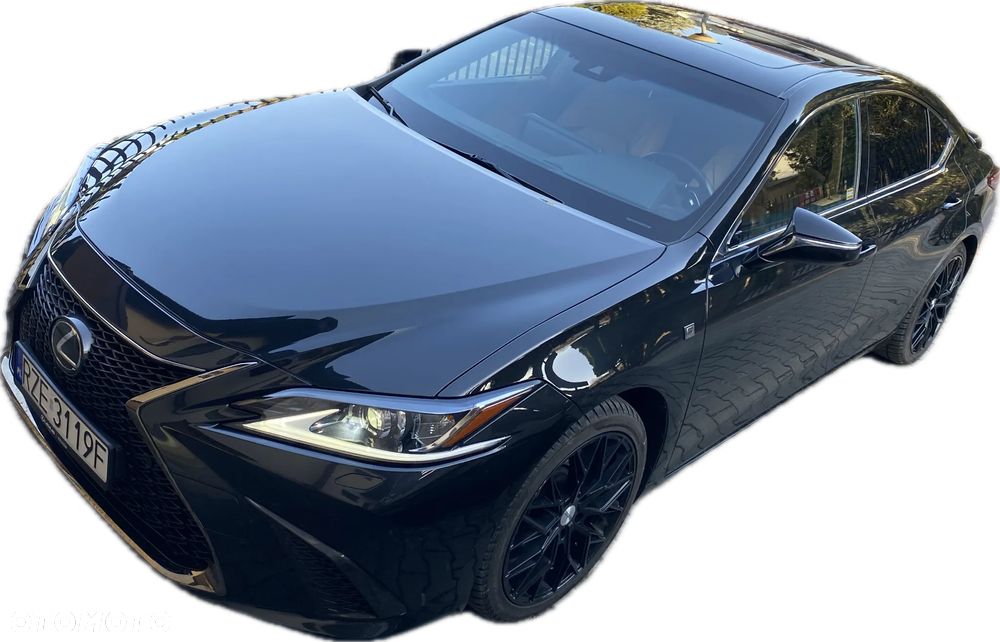 Lexus ES 300h F Sport Design - 4