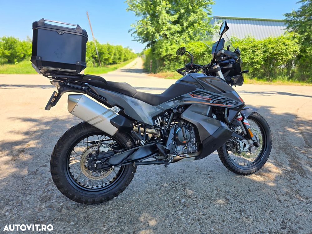 KTM 890 Adventure - 18