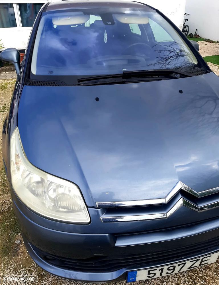 Citroën C4 1.6 HDi 110 Exclusive - 5