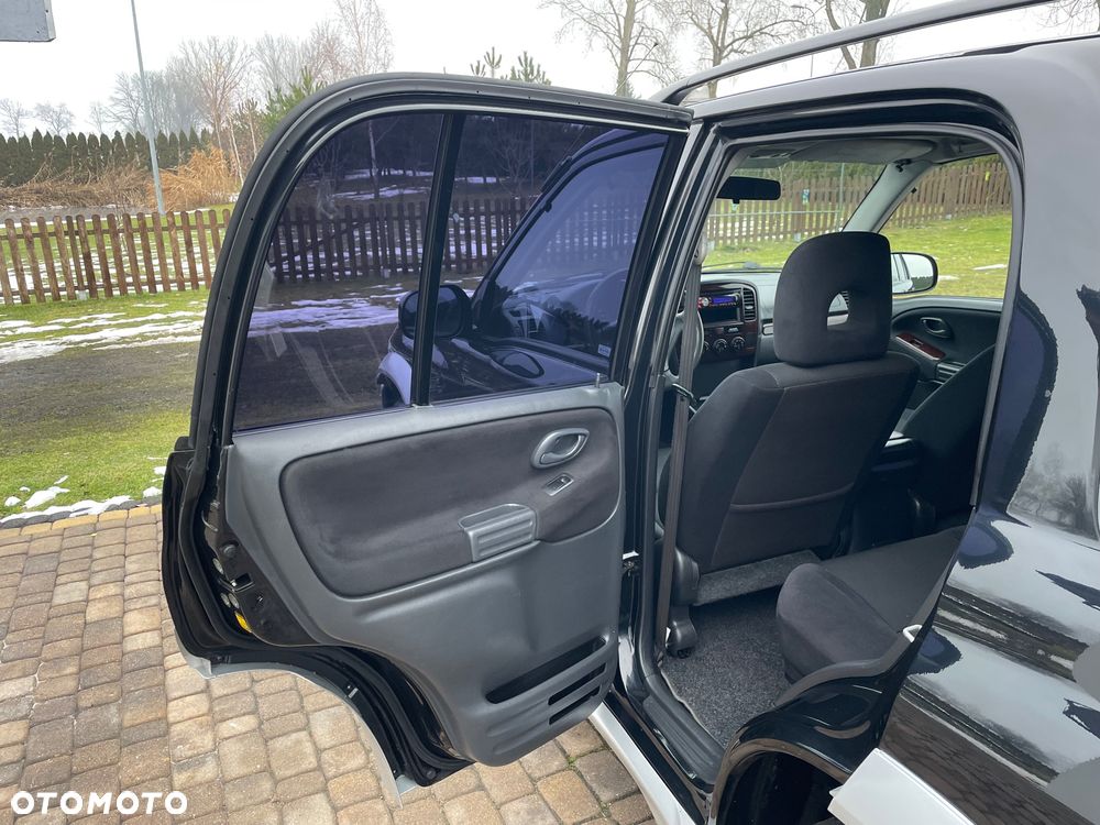 Suzuki Grand Vitara - 23