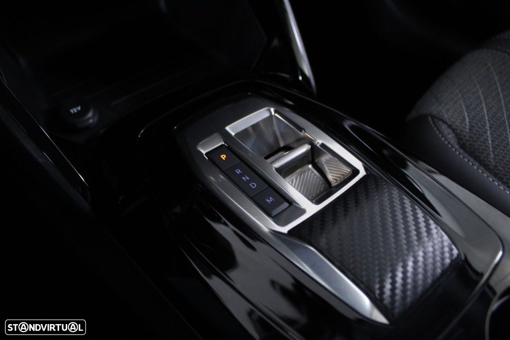 Peugeot 208 1.2 Hybrid Allure e-DCS6 - 30