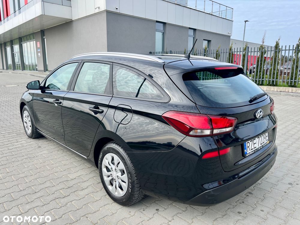 Hyundai i30 1.6 CRDi Automatik Trend - 5