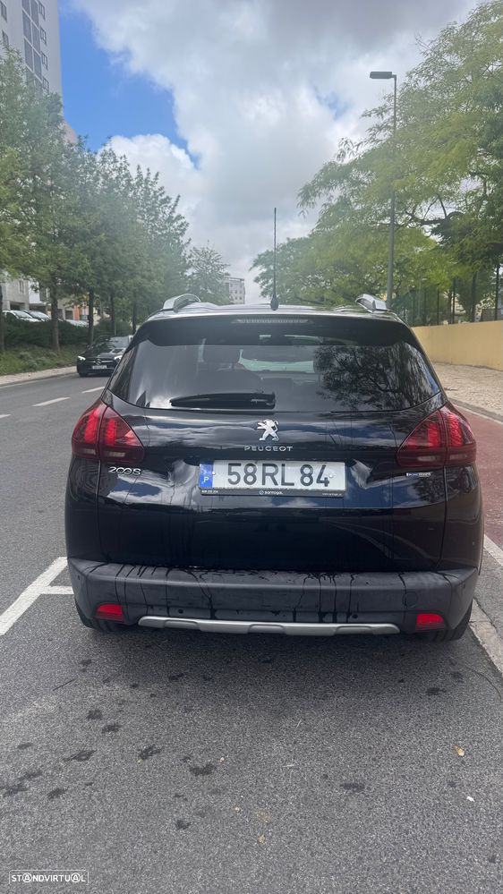 Peugeot 2008 1.2 PureTech Allure - 3