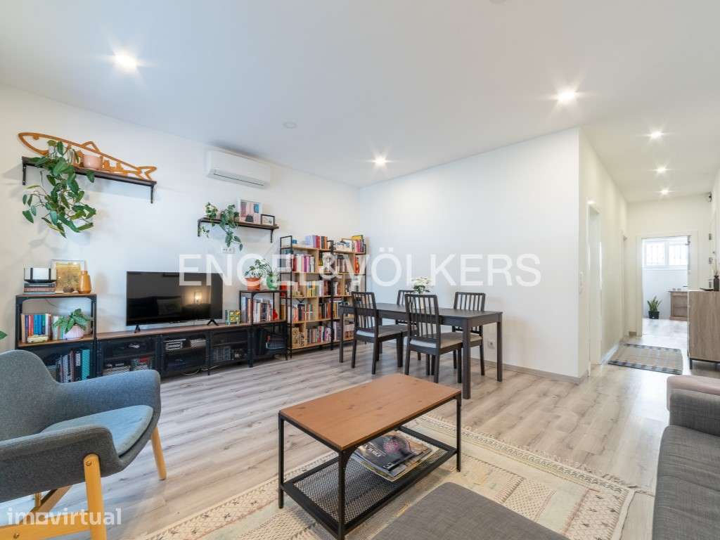 T2 com magnífico terraço de 25 m² em Sete Rios - Grande imagem: 5/29