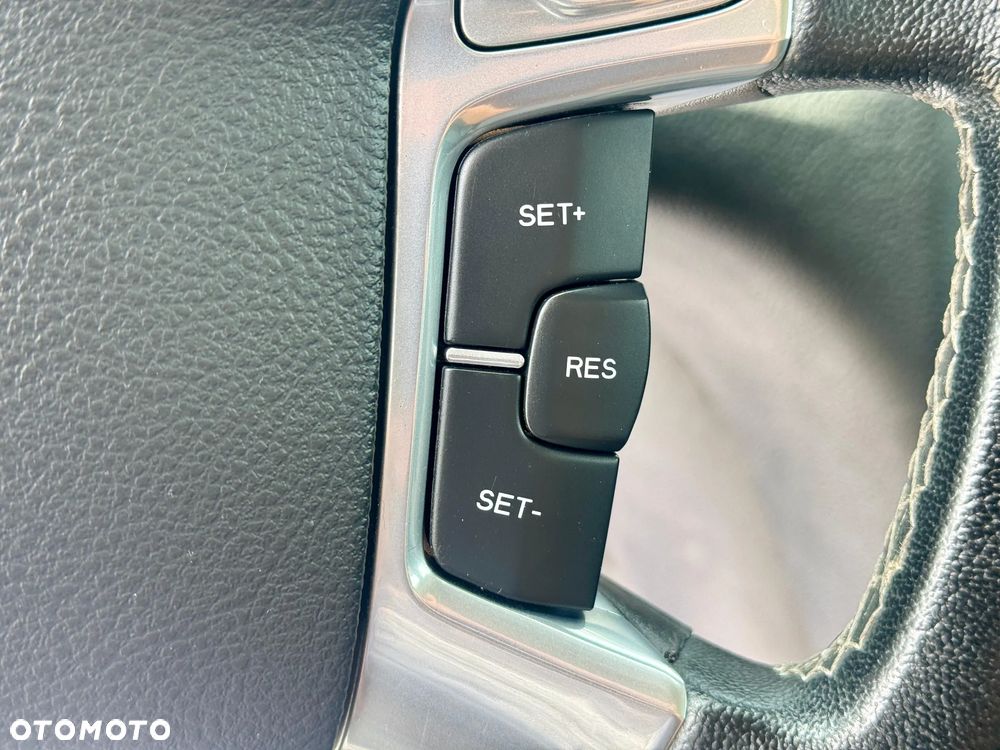 Ford Galaxy 2.0 FF Titanium - 28