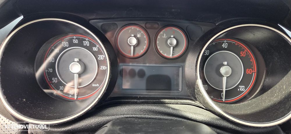 Fiat Punto Evo 1.3 M-Jet Sport - 34