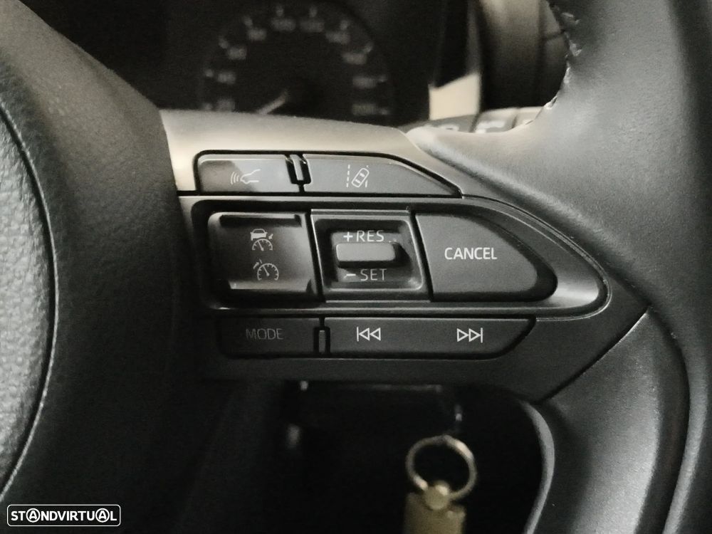 Toyota Yaris 1.0 VVT-i Comfort Plus - 20