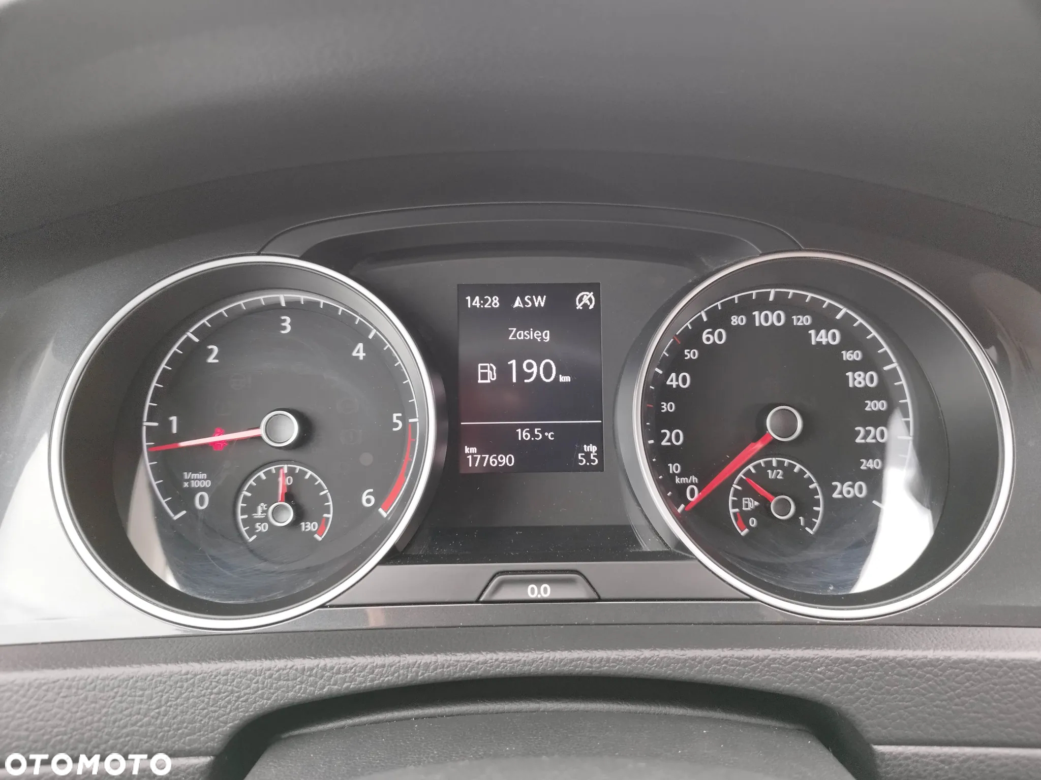 Volkswagen Golf 2.0 BlueTDI Comfortline - 13