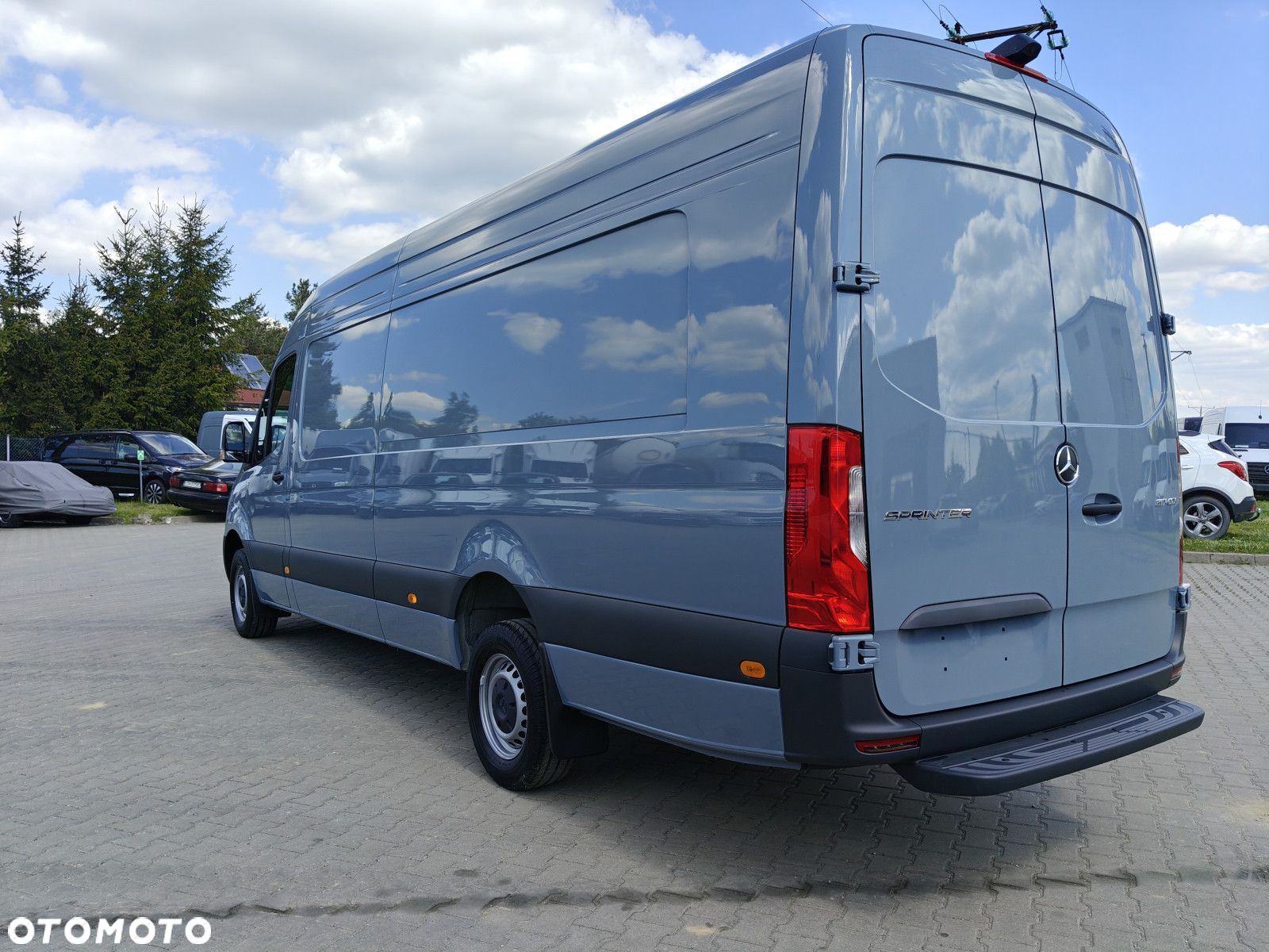 Mercedes-Benz Sprinter 317 CDI KA OM654 - 8