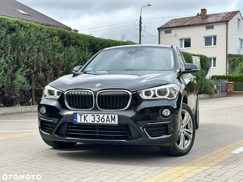 BMW X1 xDrive18d Sport Line - 40