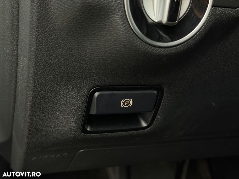 Mercedes-Benz CLA - 31