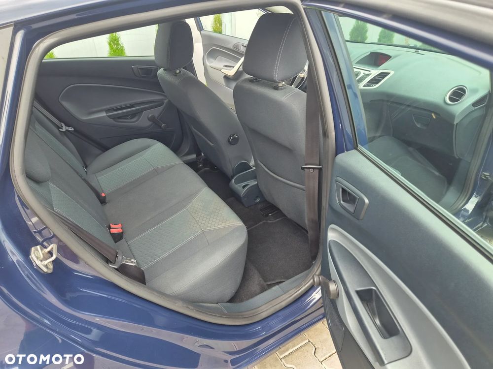 Ford Fiesta 1.6 TDCi Trend - 11