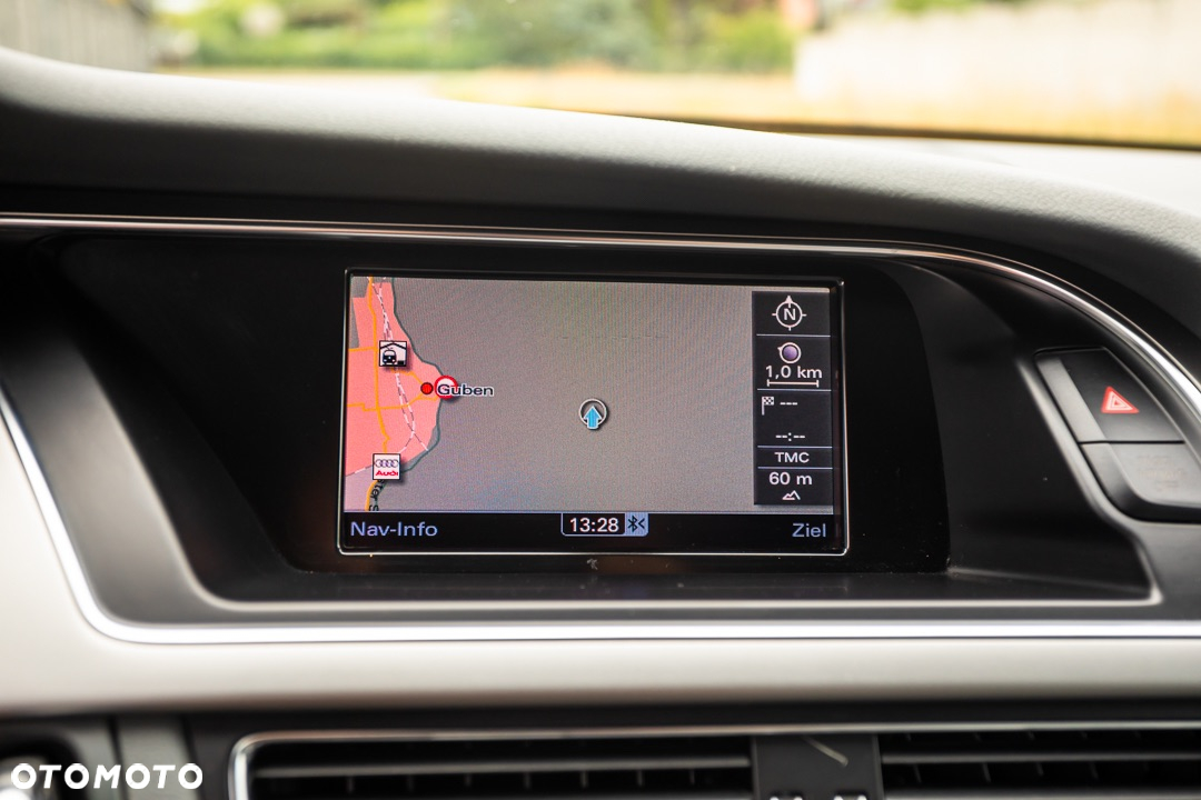 Audi A4 Avant 2.0 TDI DPF Ambiente - 33