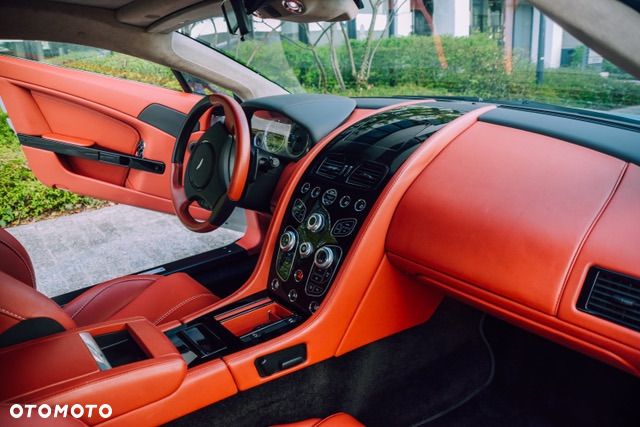 Aston Martin V8 Vantage 4,7 SportShift - 12