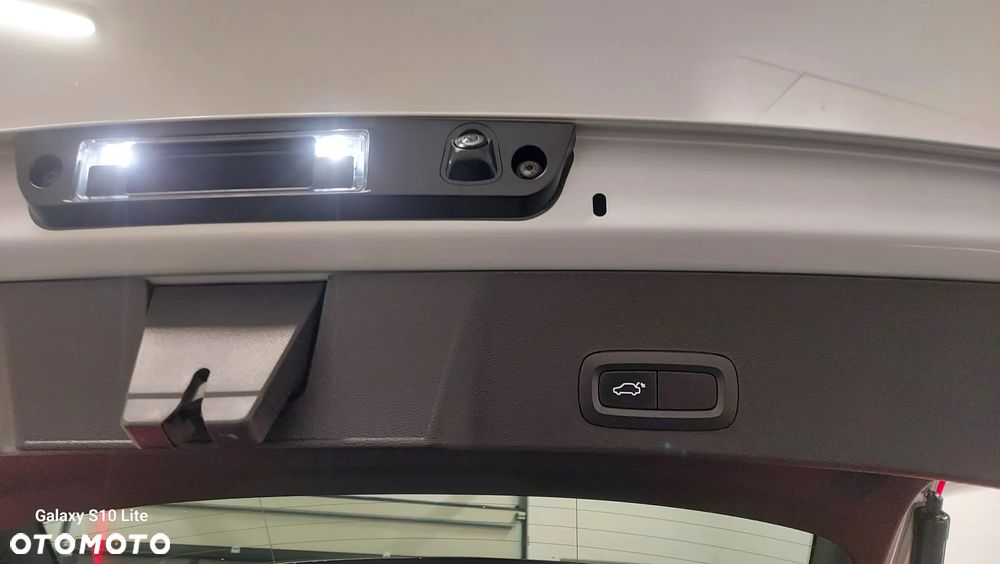 Volvo XC 40 D3 SCR R-Design - 19