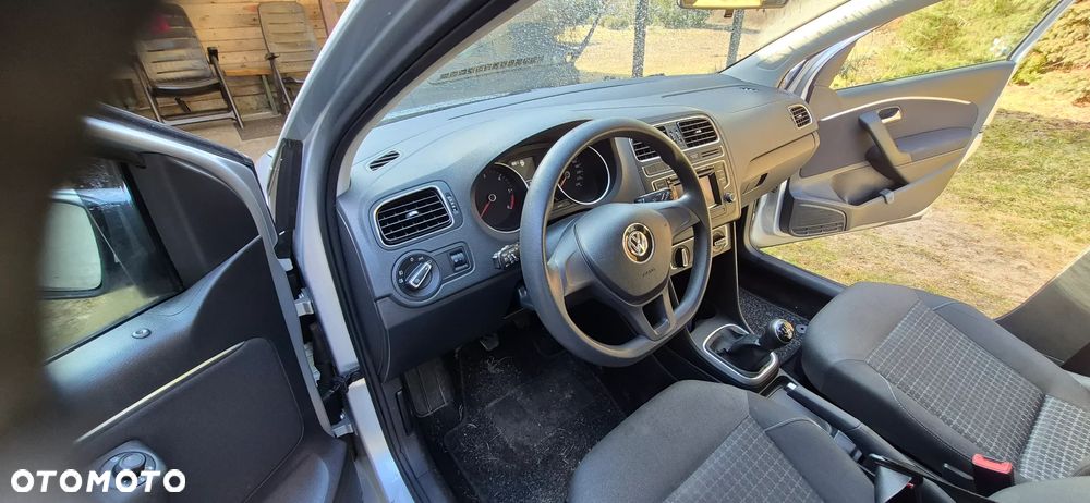 Volkswagen Polo 1.4 TDI (Blue Motion Technology) Comfortline - 12