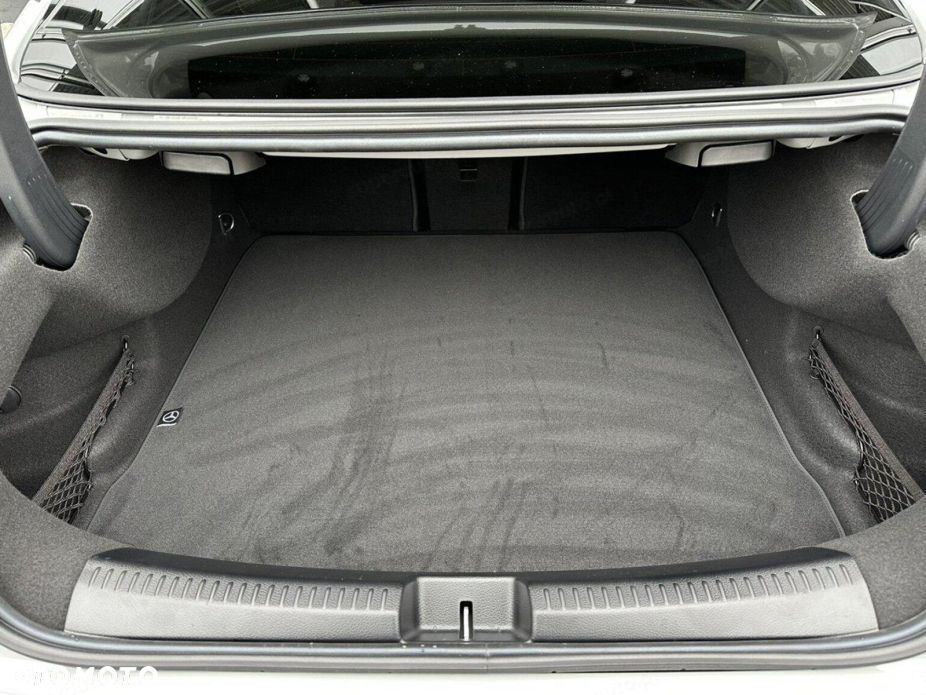 Mercedes-Benz CLA - 16