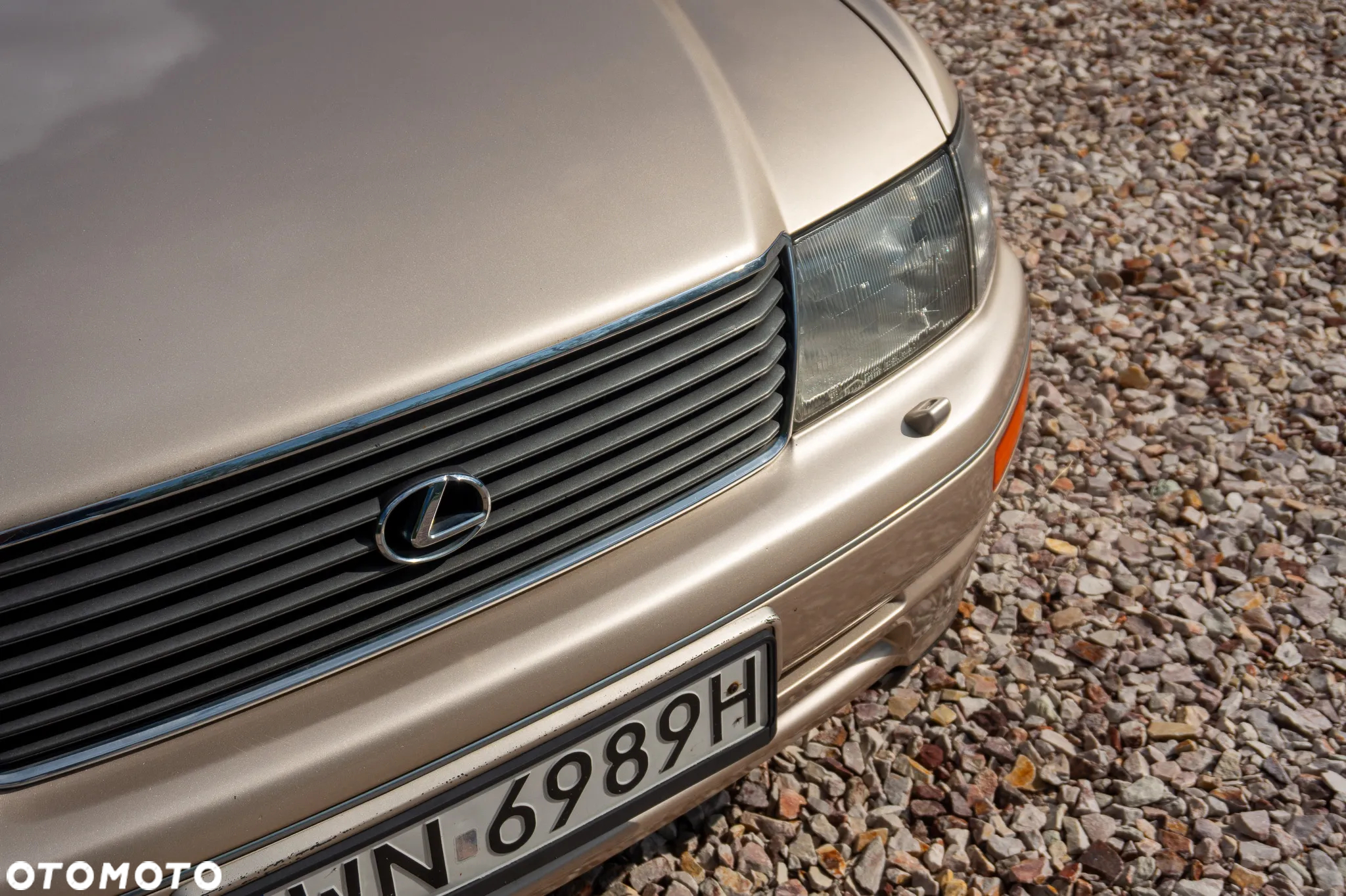 Lexus LS 400 - 22