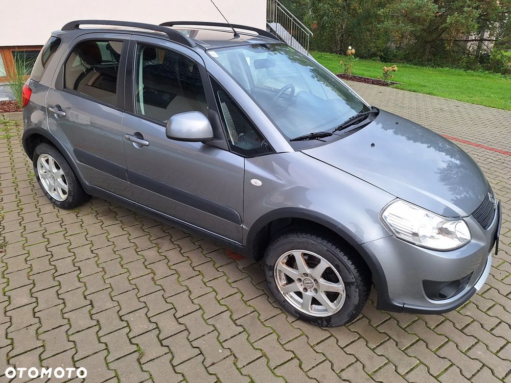 Suzuki SX4 1.6 GS / Premium 4WD - 22