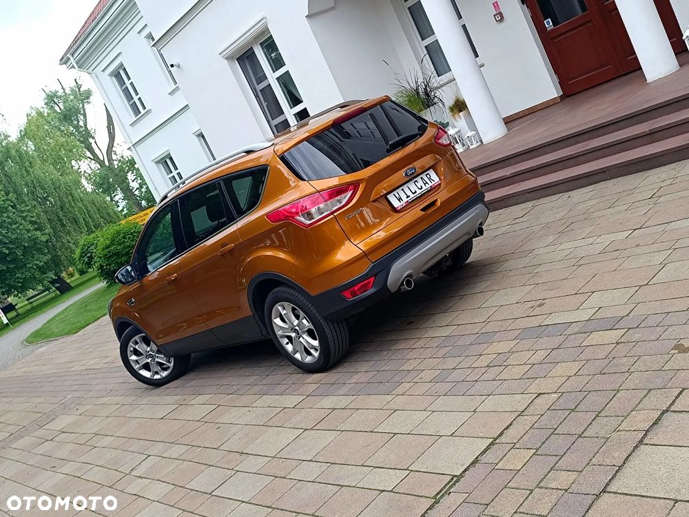 Ford Kuga 2.0 TDCi 4x4 Titanium - 38