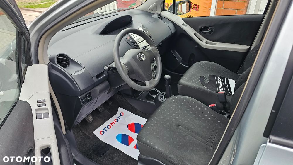 Toyota Yaris 1.0 VVT-i Luna - 5