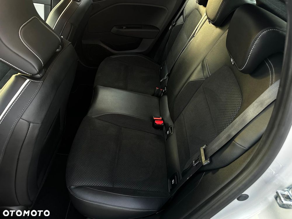 Renault Clio - 21